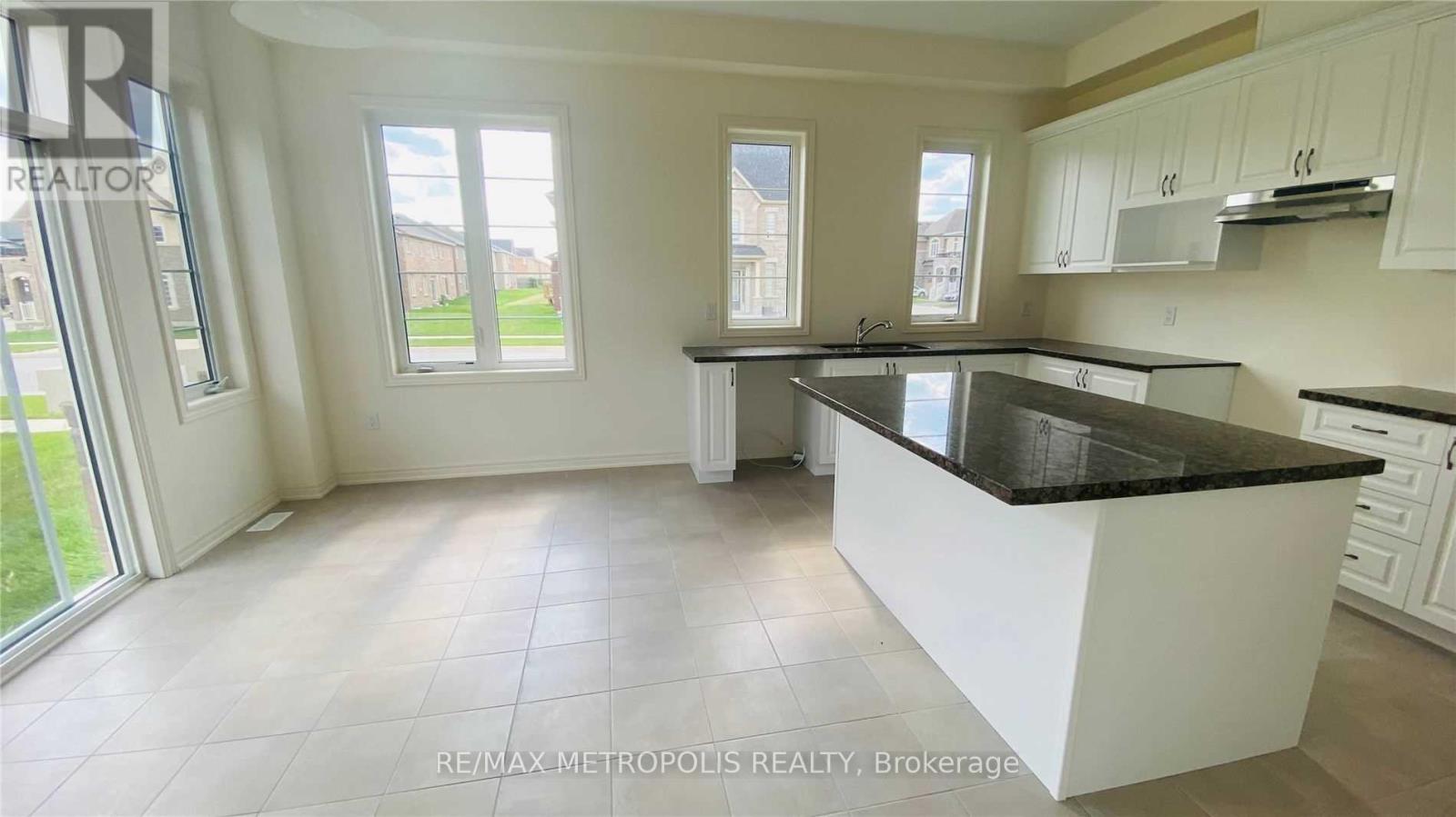 Upper - 31 Elverton Crescent, Brampton, Ontario  L7A 4Z4 - Photo 23 - W12471899