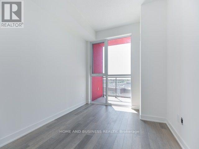 521 - 5220 Dundas Street, Burlington, Ontario  L7L 0J4 - Photo 7 - W12471900