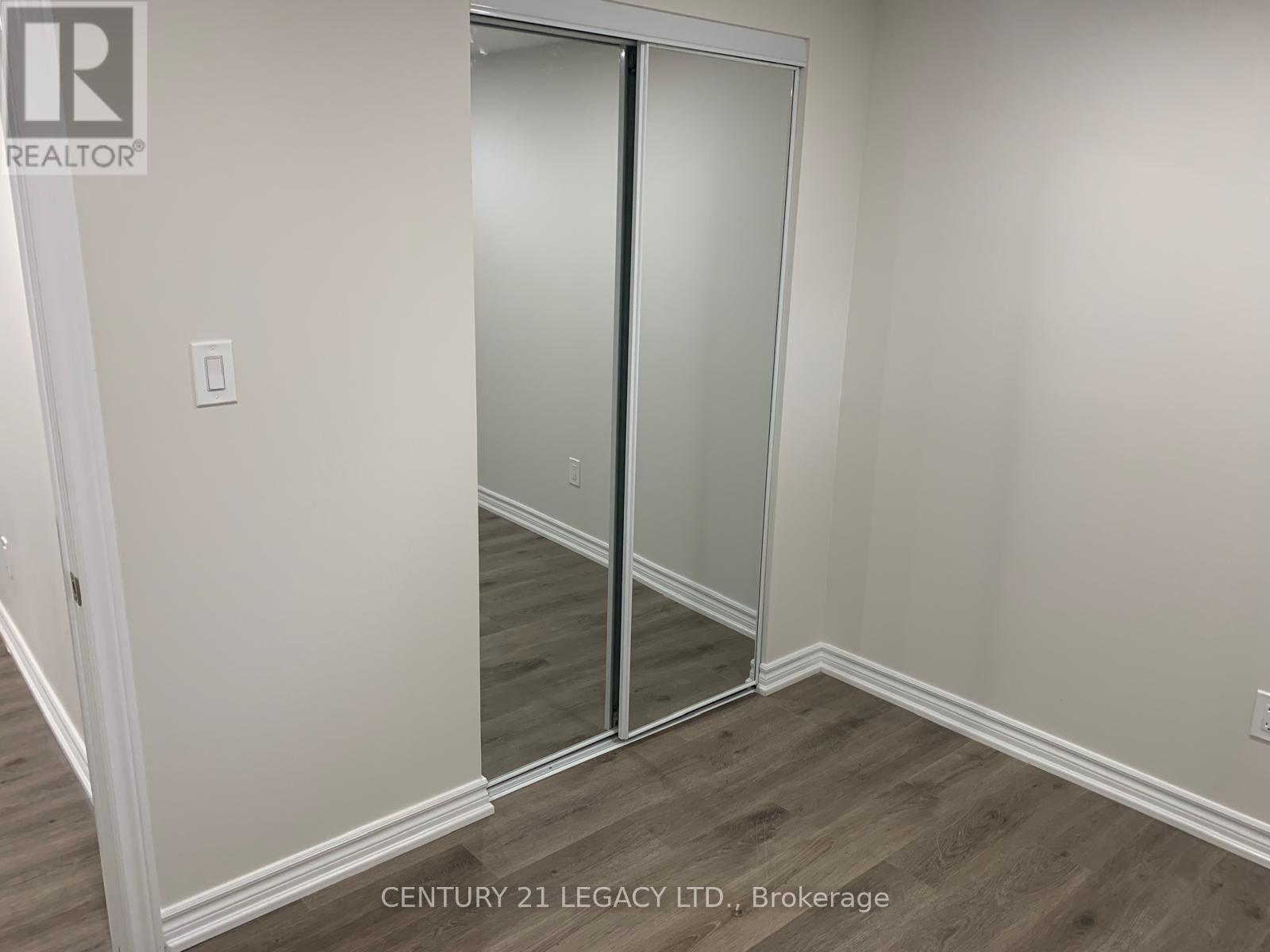 32 Helderman Street, Caledon, Ontario  L7C 4B7 - Photo 11 - W12471913