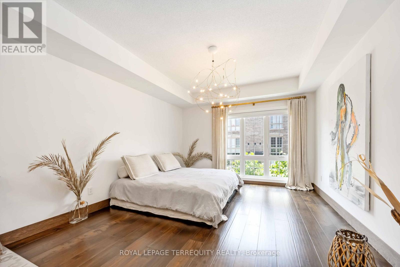30 - 3 Elsie Lane, Toronto, Ontario  M6P 0B8 - Photo 12 - W12471921