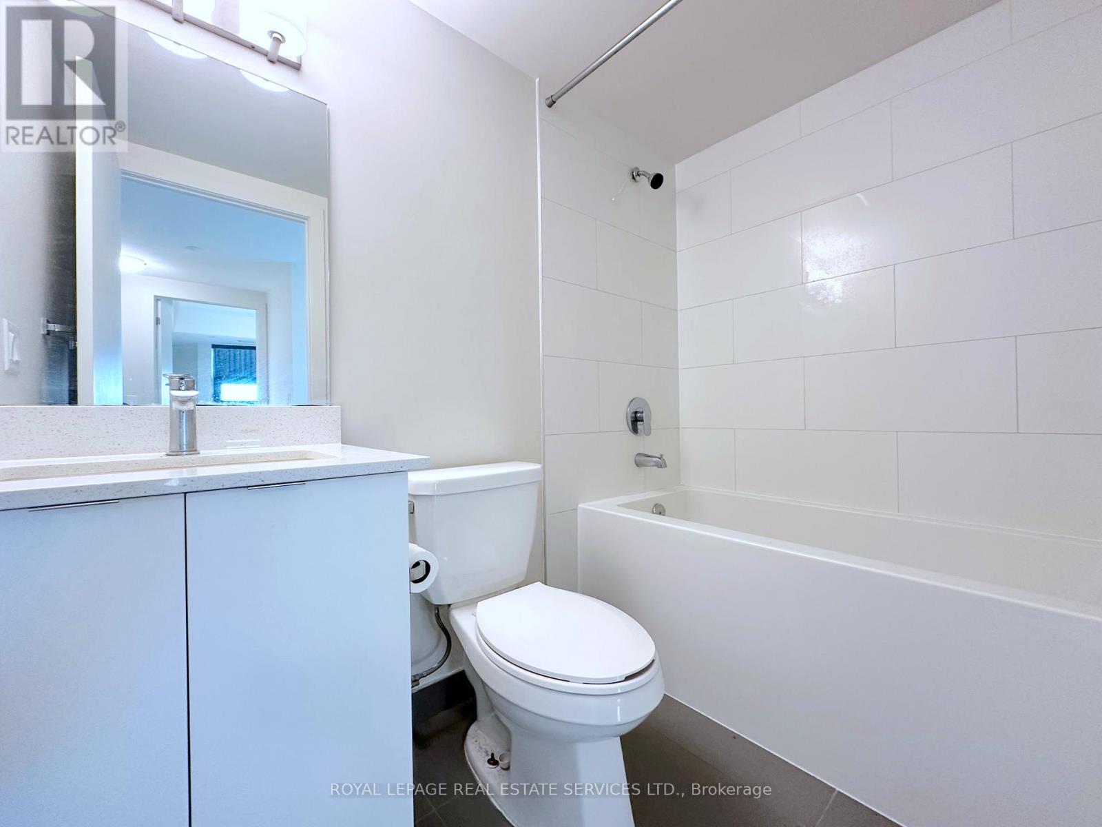 608 - 3385 Dundas Street W, Toronto, Ontario  M6S 2S2 - Photo 14 - W12471925