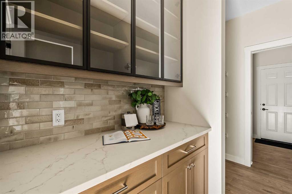Property at 155 Chinook Winds Manor SW image 5
