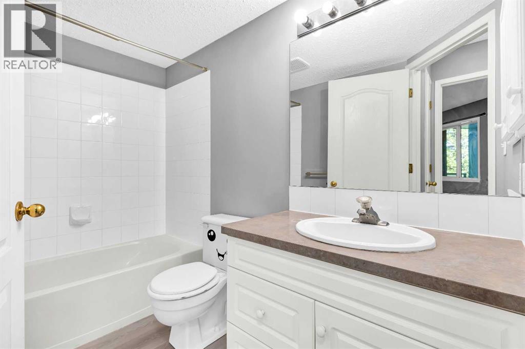 309, 20 Sierra Morena Mews Sw, Calgary, Alberta  T3H 3K6 - Photo 20 - A2247517