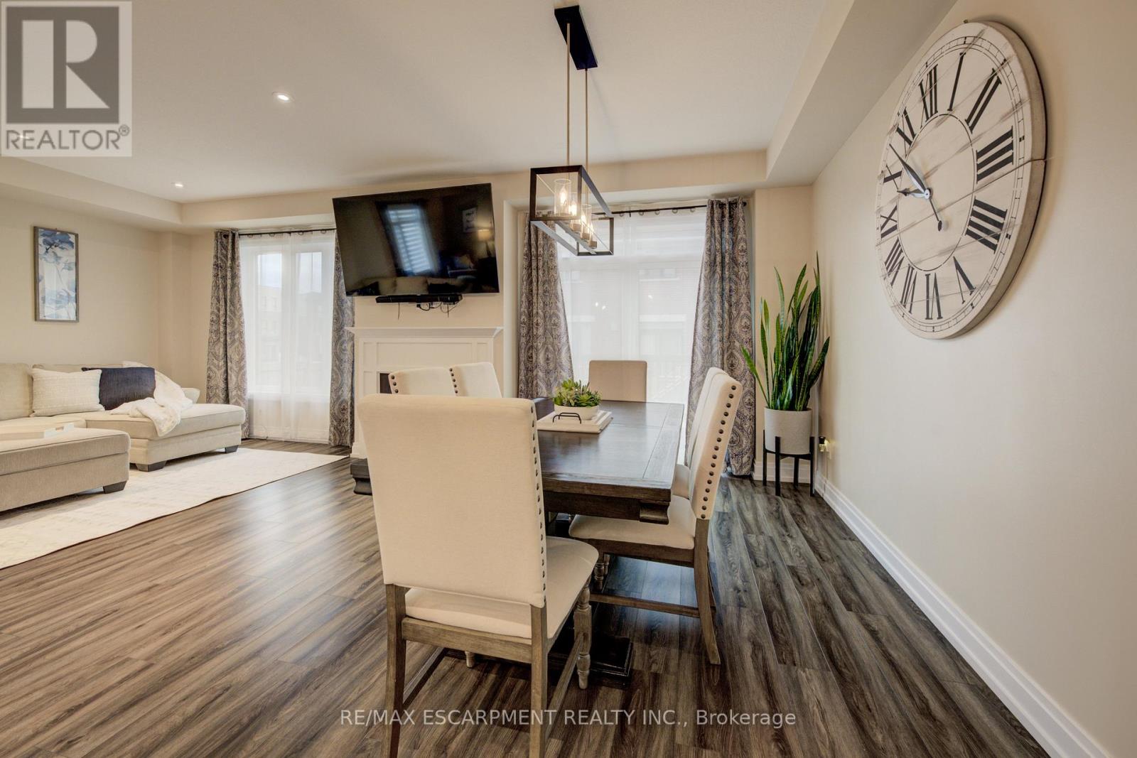 50 Kenesky Drive, Hamilton, Ontario  L8B 1Y2 - Photo 11 - X12471903