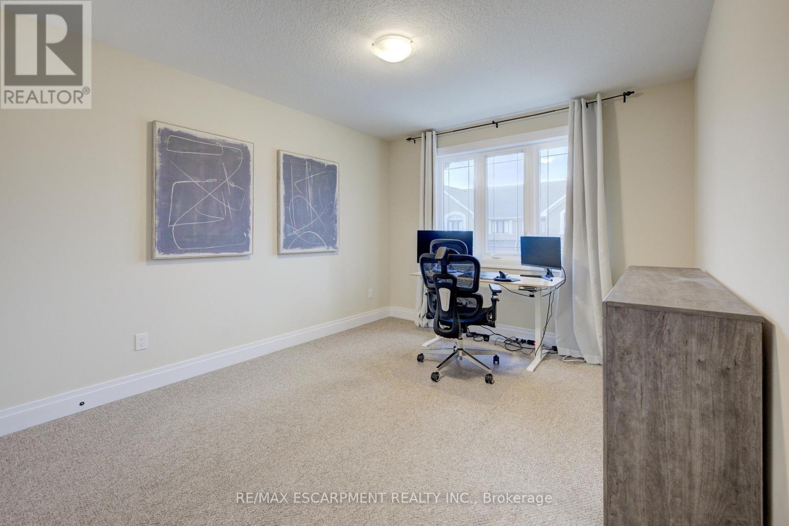 50 Kenesky Drive, Hamilton, Ontario  L8B 1Y2 - Photo 25 - X12471903