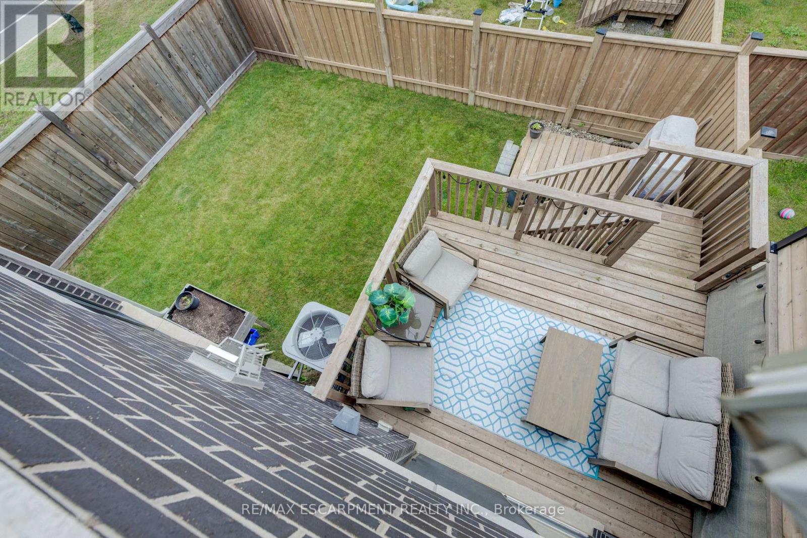 50 Kenesky Drive, Hamilton, Ontario  L8B 1Y2 - Photo 39 - X12471903