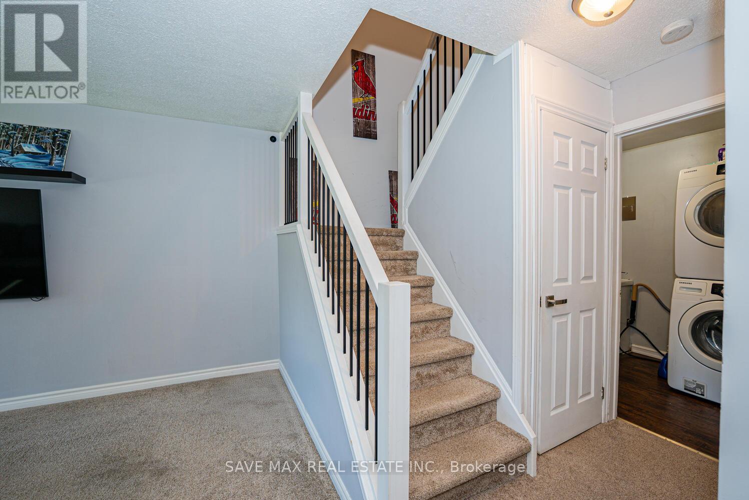 38 - 14 Williamsburg Road, Kitchener, Ontario  N2E 1W1 - Photo 20 - X12471919
