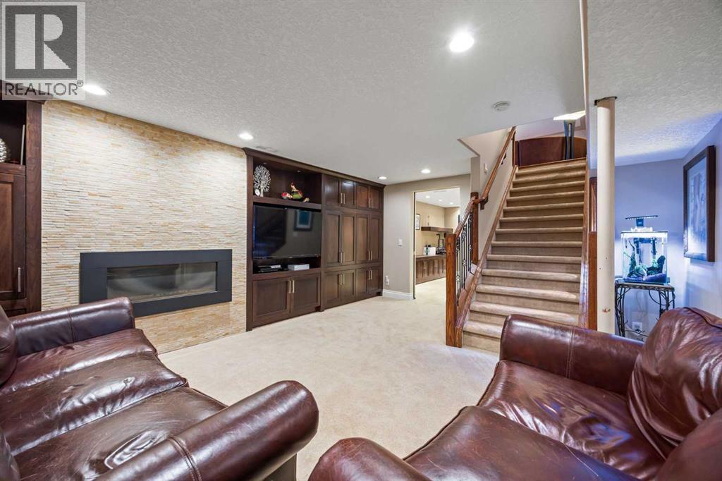 15 Wilshire Place Sw, Calgary, Alberta  T3C 3B9 - Photo 25 - A2248659