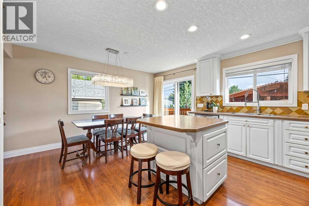 15 Wilshire Place Sw, Calgary, Alberta  T3C 3B9 - Photo 8 - A2248659