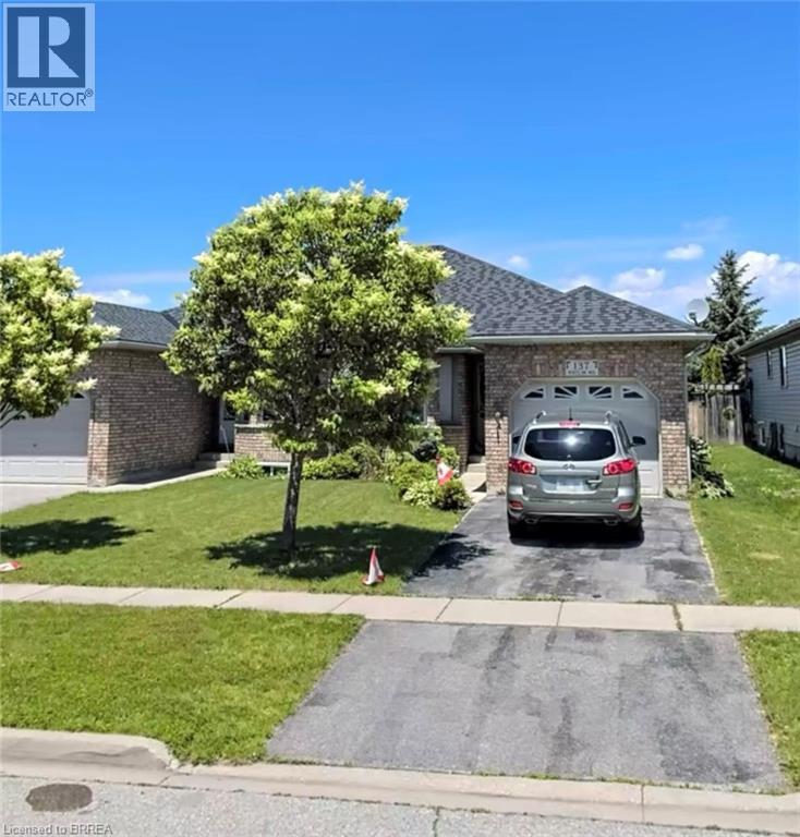 137 Whitlaw Way, Paris, Ontario  N3L 4C9 - Photo 1 - 40780674