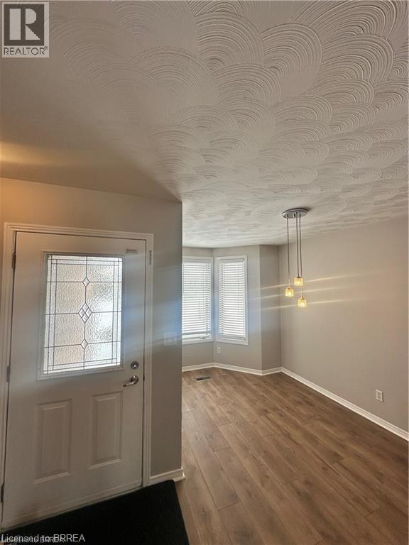 137 Whitlaw Way, Paris, Ontario  N3L 4C9 - Photo 3 - 40780674