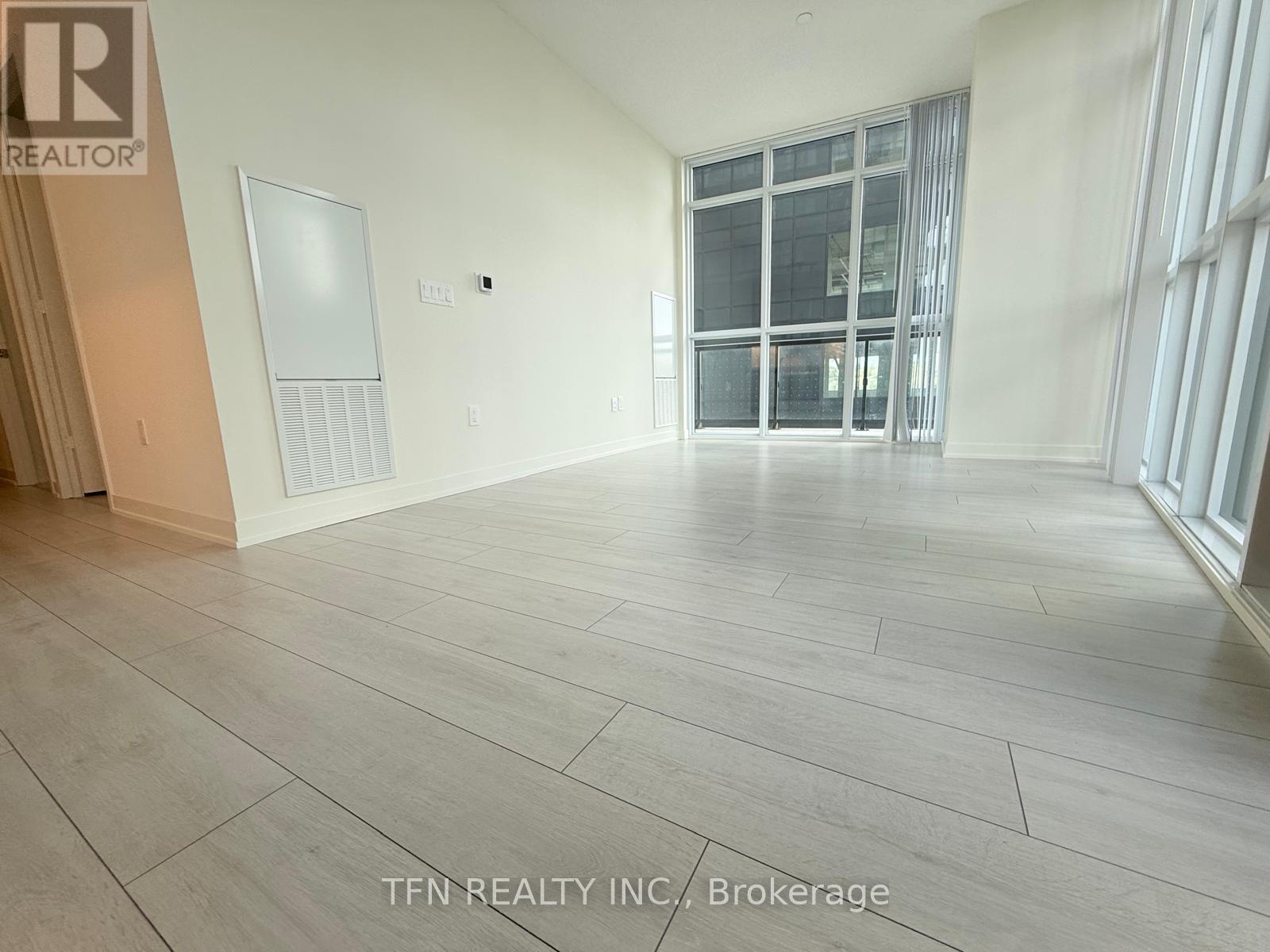 411 - 38 Annie Craig Drive, Toronto, Ontario  M8V 0G9 - Photo 3 - W12428134