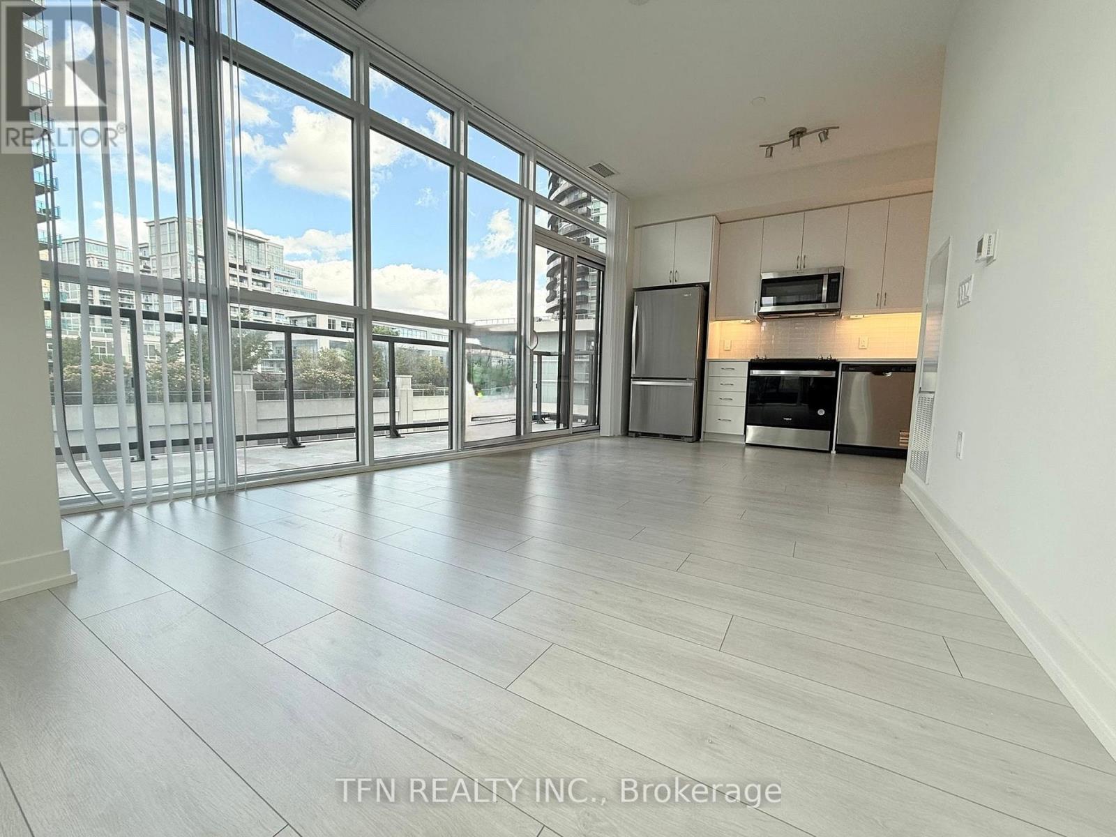 411 - 38 Annie Craig Drive, Toronto, Ontario  M8V 0G9 - Photo 2 - W12428134