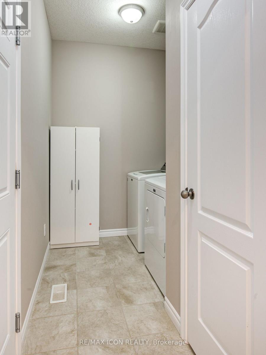 308 Fairway Road, Woodstock, Ontario  N4T 0A4 - Photo 27 - X12471755