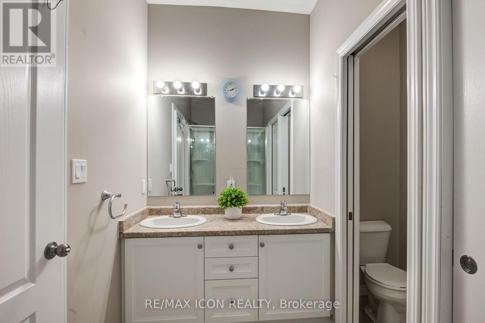 308 Fairway Road, Woodstock, Ontario  N4T 0A4 - Photo 25 - X12471755