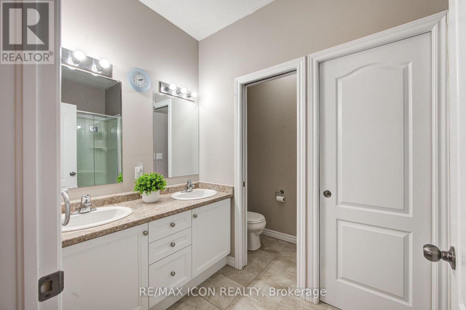 308 Fairway Road, Woodstock, Ontario  N4T 0A4 - Photo 24 - X12471755