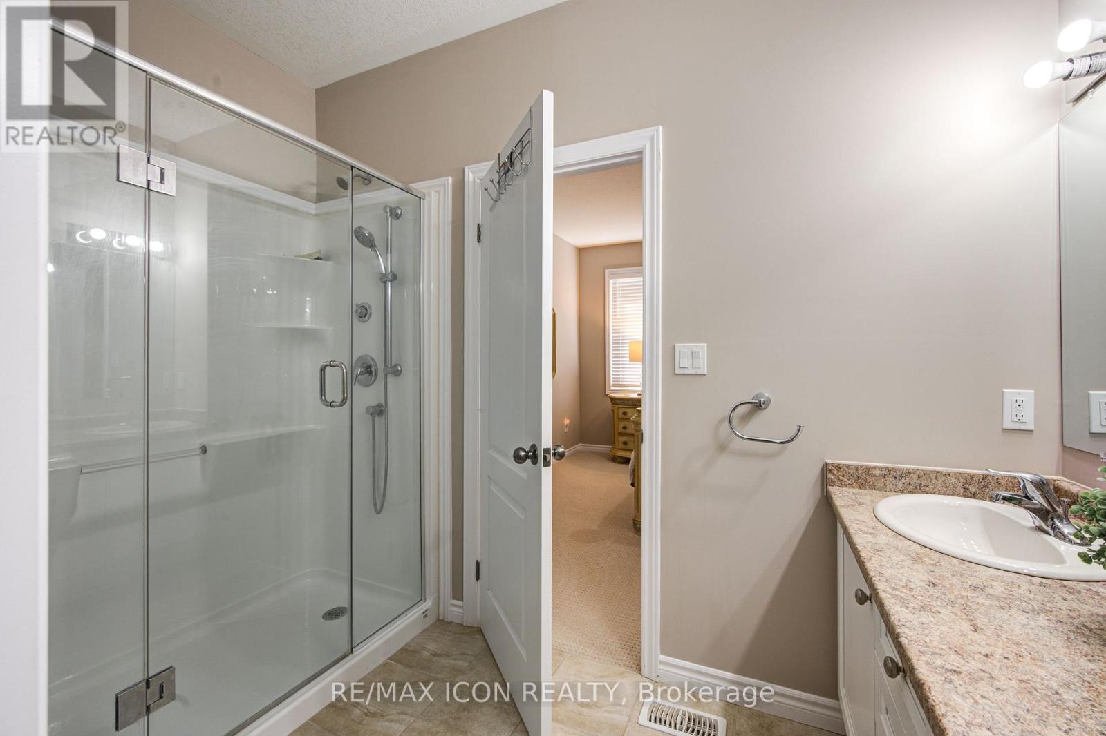308 Fairway Road, Woodstock, Ontario  N4T 0A4 - Photo 26 - X12471755