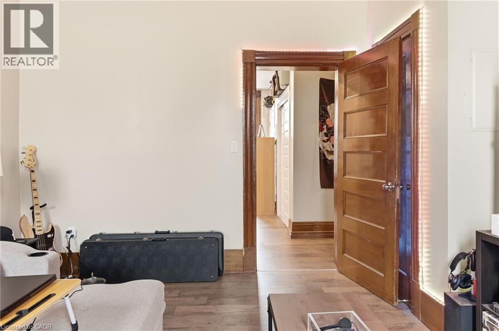 180 Ontario Street, St. Catharines, Ontario  L2R 5K9 - Photo 15 - 40780586
