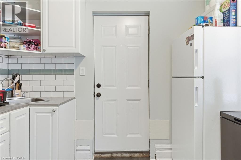180 Ontario Street, St. Catharines, Ontario  L2R 5K9 - Photo 16 - 40780586
