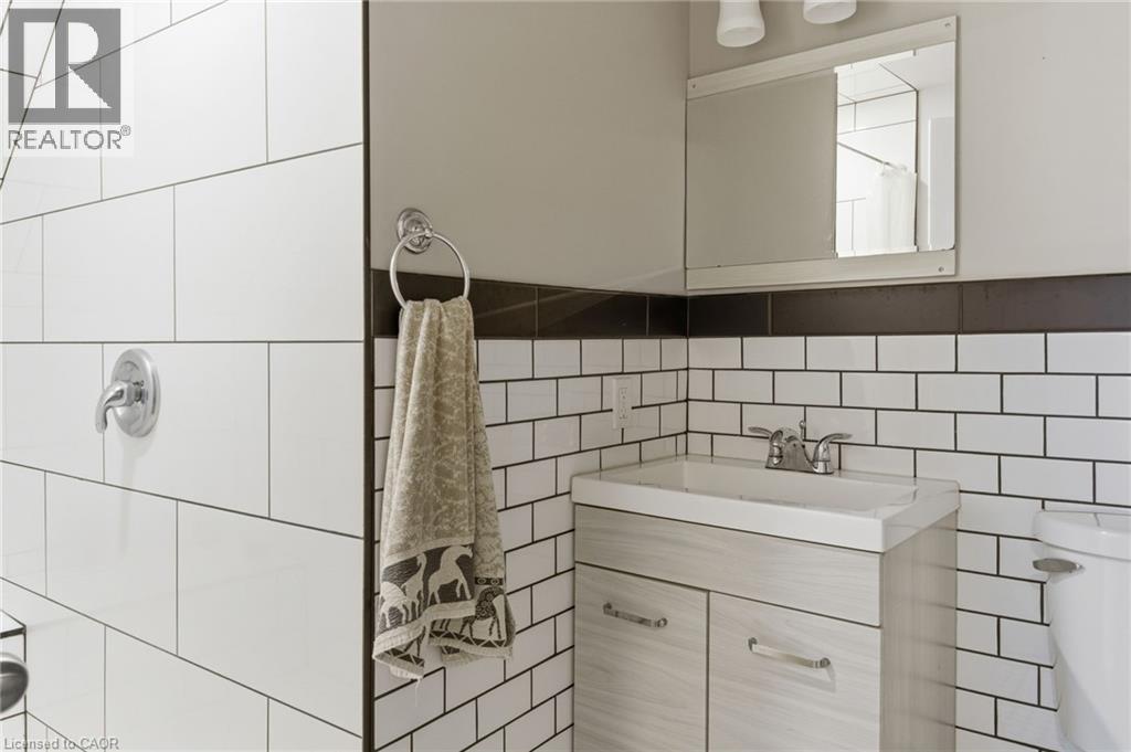 180 Ontario Street, St. Catharines, Ontario  L2R 5K9 - Photo 42 - 40780586