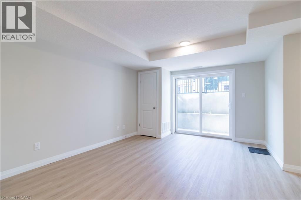 410 Northfield Drive W Unit# E8, Waterloo, Ontario  N2L 0A6 - Photo 13 - 40780482