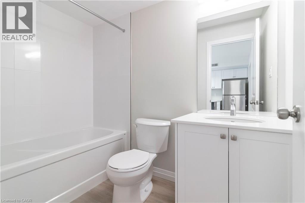 410 Northfield Drive W Unit# E8, Waterloo, Ontario  N2L 0A6 - Photo 19 - 40780482