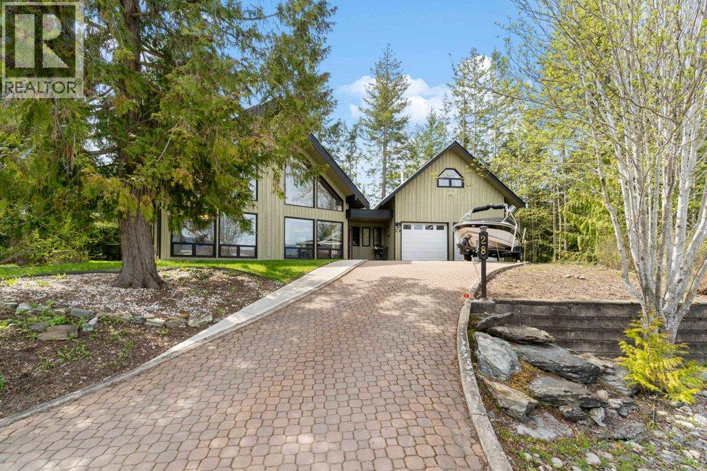 2592 Alpen Paradies Road Unit# 28, Blind Bay, British Columbia