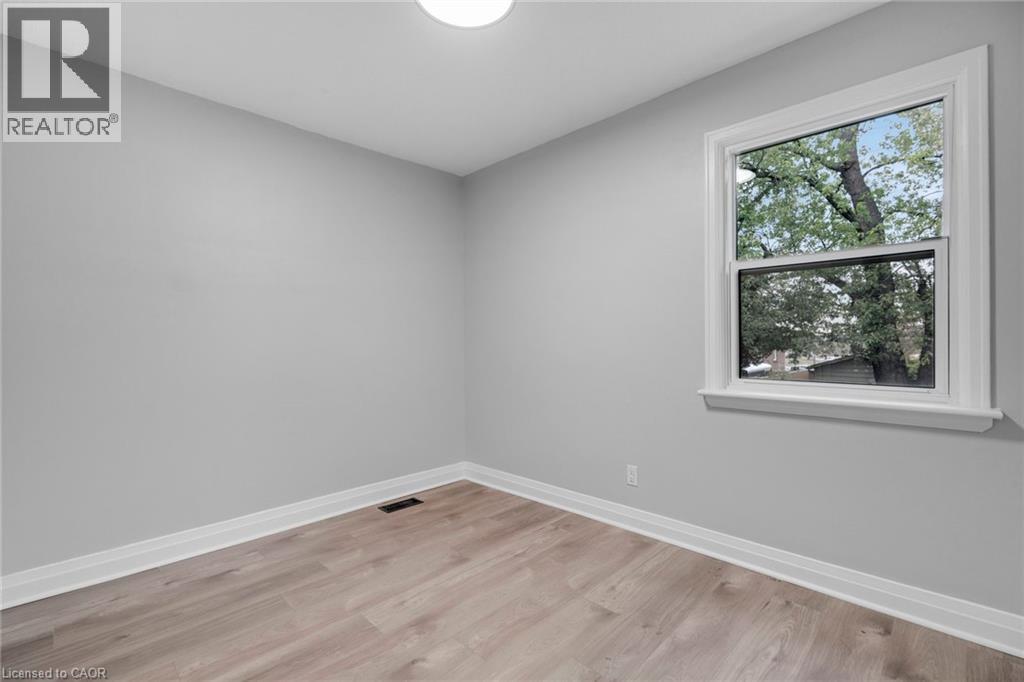 20 West 4th Street, Hamilton, Ontario  L9C 3M3 - Photo 11 - 40779241