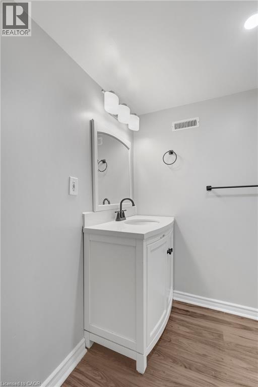 20 West 4th Street, Hamilton, Ontario  L9C 3M3 - Photo 35 - 40779241