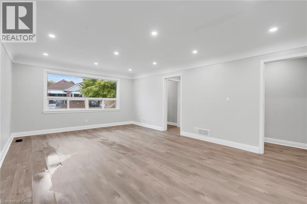 20 West 4th Street, Hamilton, Ontario  L9C 3M3 - Photo 8 - 40779241