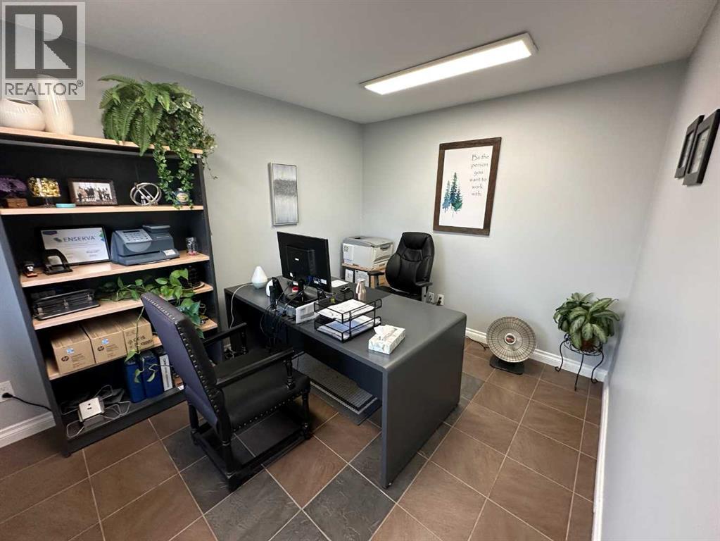 11417 89 Avenue, Grande Prairie, Alberta  T8V 5X3 - Photo 17 - A2255498