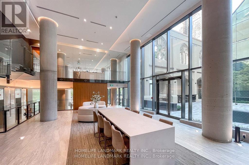 411 - 99 Foxbar Road, Toronto, Ontario  M4V 2G5 - Photo 9 - C12471946