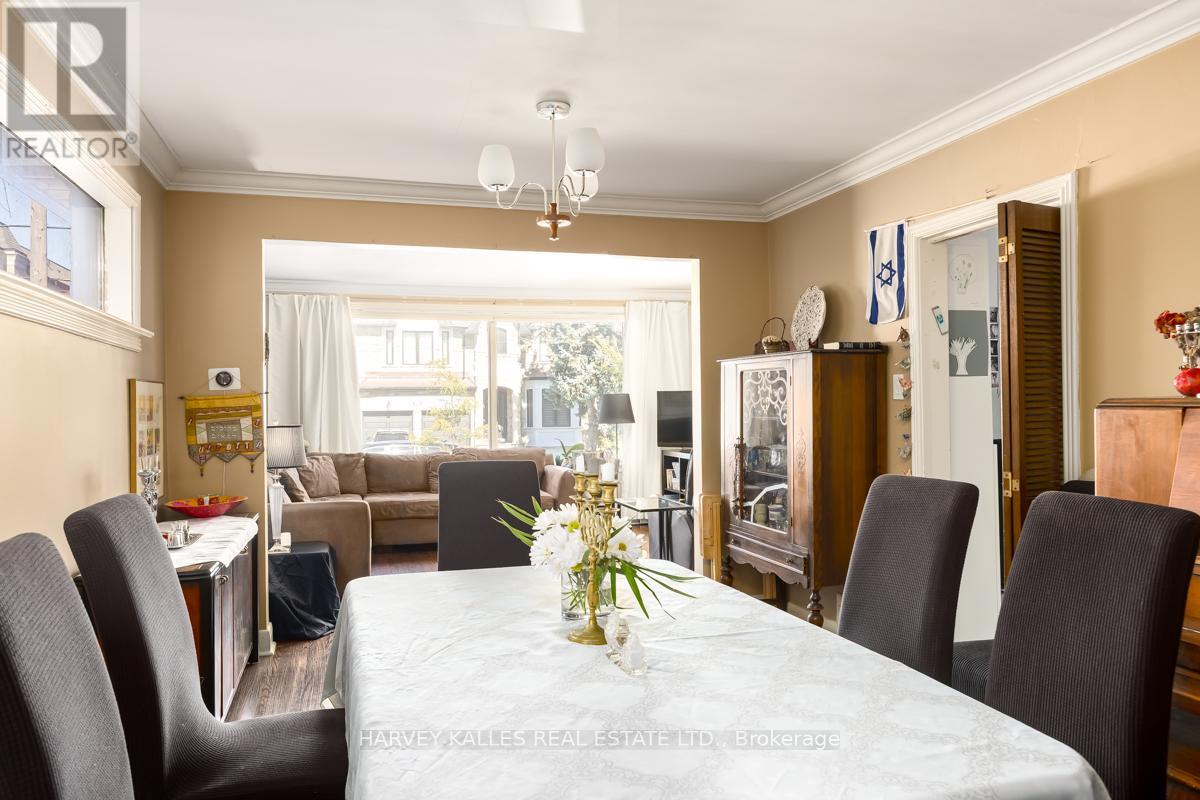 109 Frontenac Avenue, Toronto, Ontario  M5N 1Z8 - Photo 10 - C12471992
