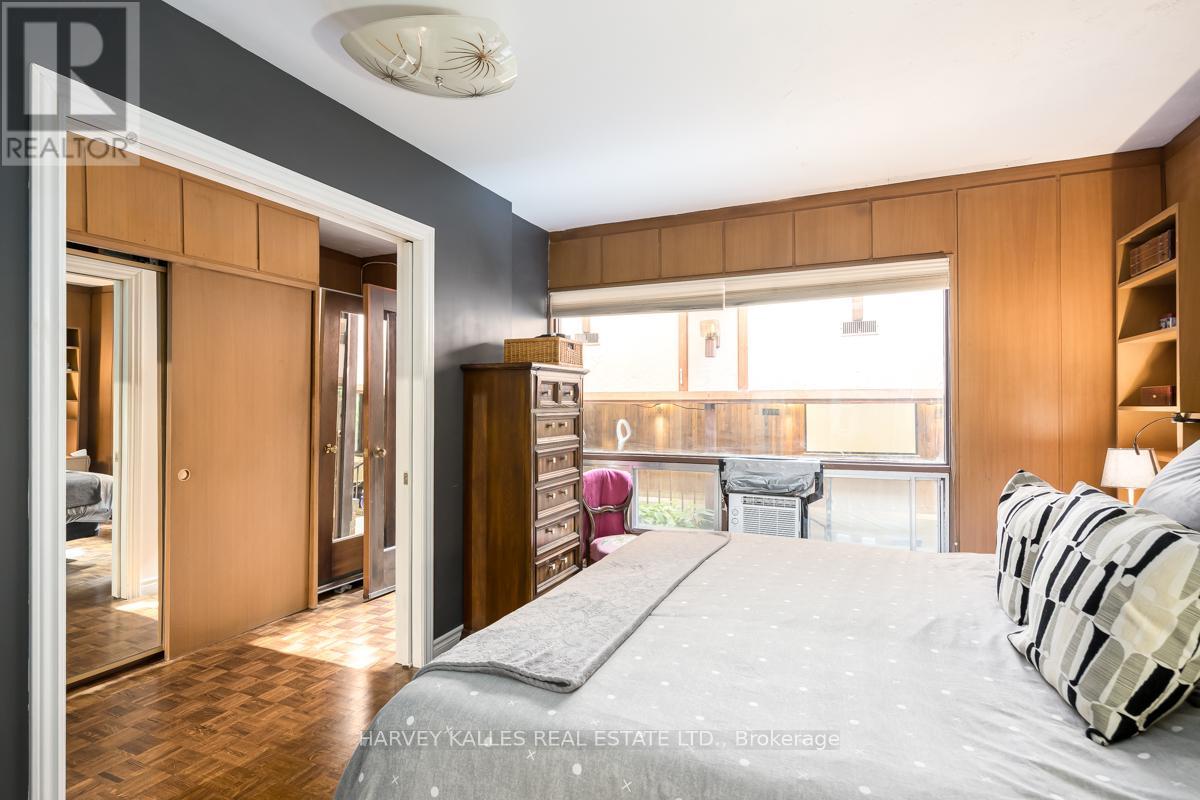 109 Frontenac Avenue, Toronto, Ontario  M5N 1Z8 - Photo 16 - C12471992