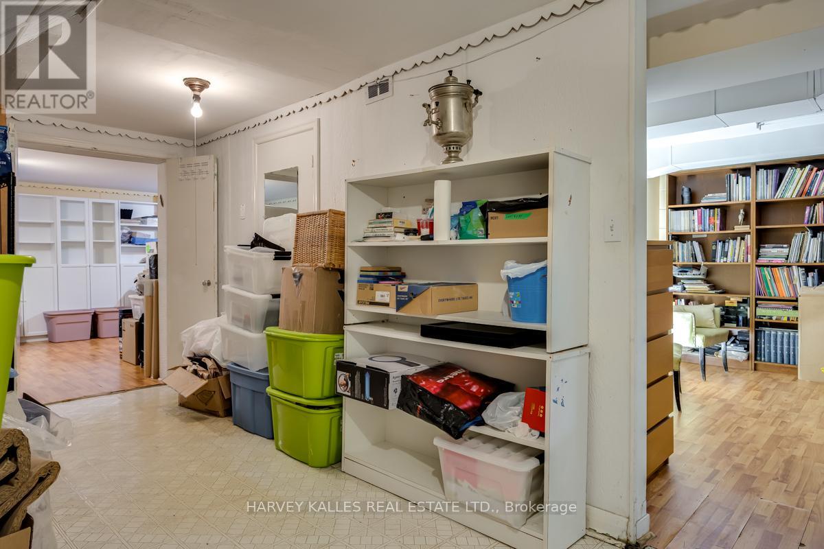 109 Frontenac Avenue, Toronto, Ontario  M5N 1Z8 - Photo 28 - C12471992