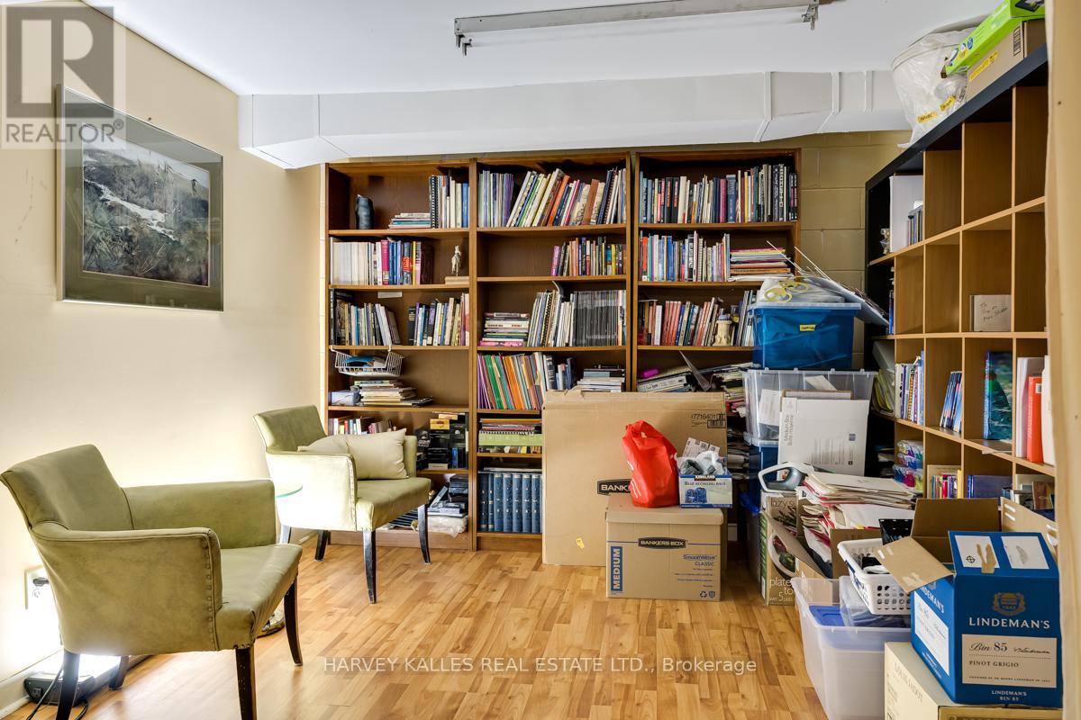 109 Frontenac Avenue, Toronto, Ontario  M5N 1Z8 - Photo 30 - C12471992