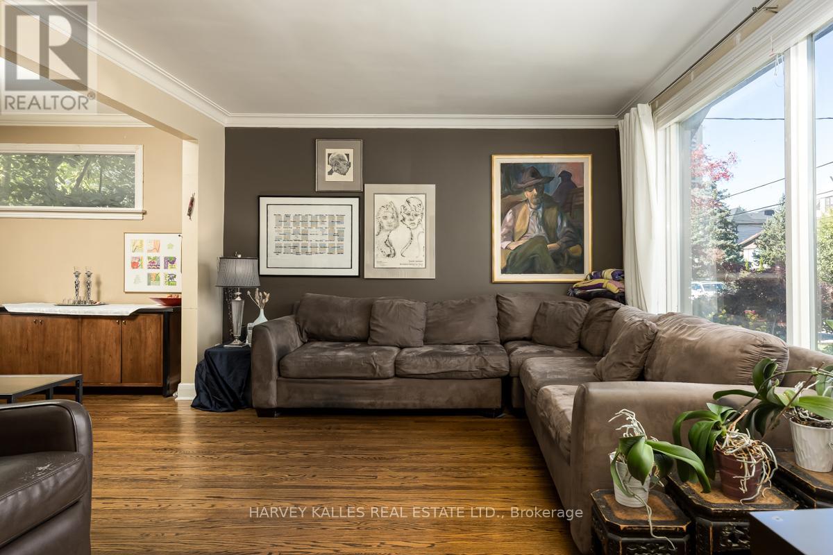 109 Frontenac Avenue, Toronto, Ontario  M5N 1Z8 - Photo 6 - C12471992