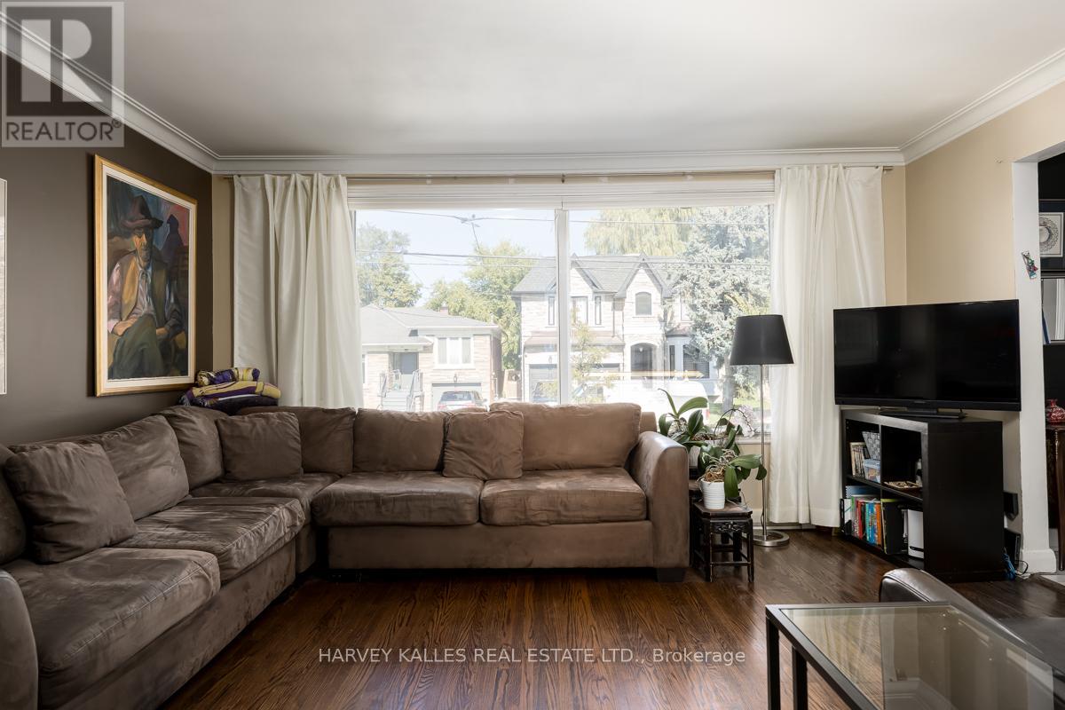 109 Frontenac Avenue, Toronto, Ontario  M5N 1Z8 - Photo 7 - C12471992