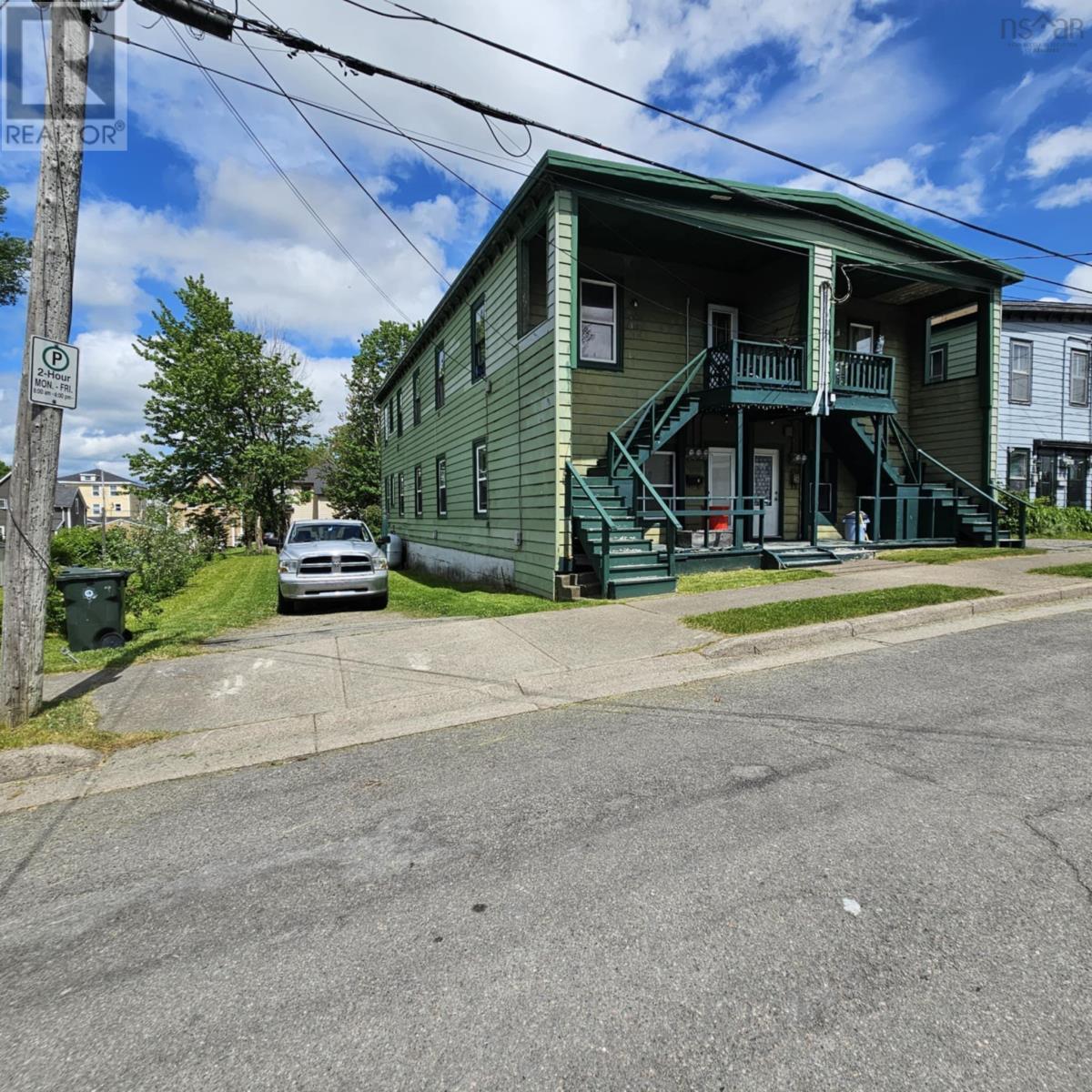 24- 26 Glebe Street, Sydney, Nova Scotia  B1P 1S2 - Photo 2 - 202515195
