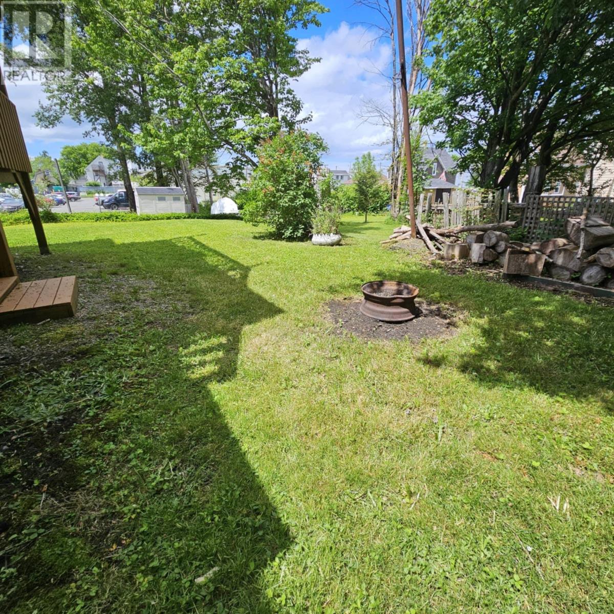 24- 26 Glebe Street, Sydney, Nova Scotia  B1P 1S2 - Photo 3 - 202515195