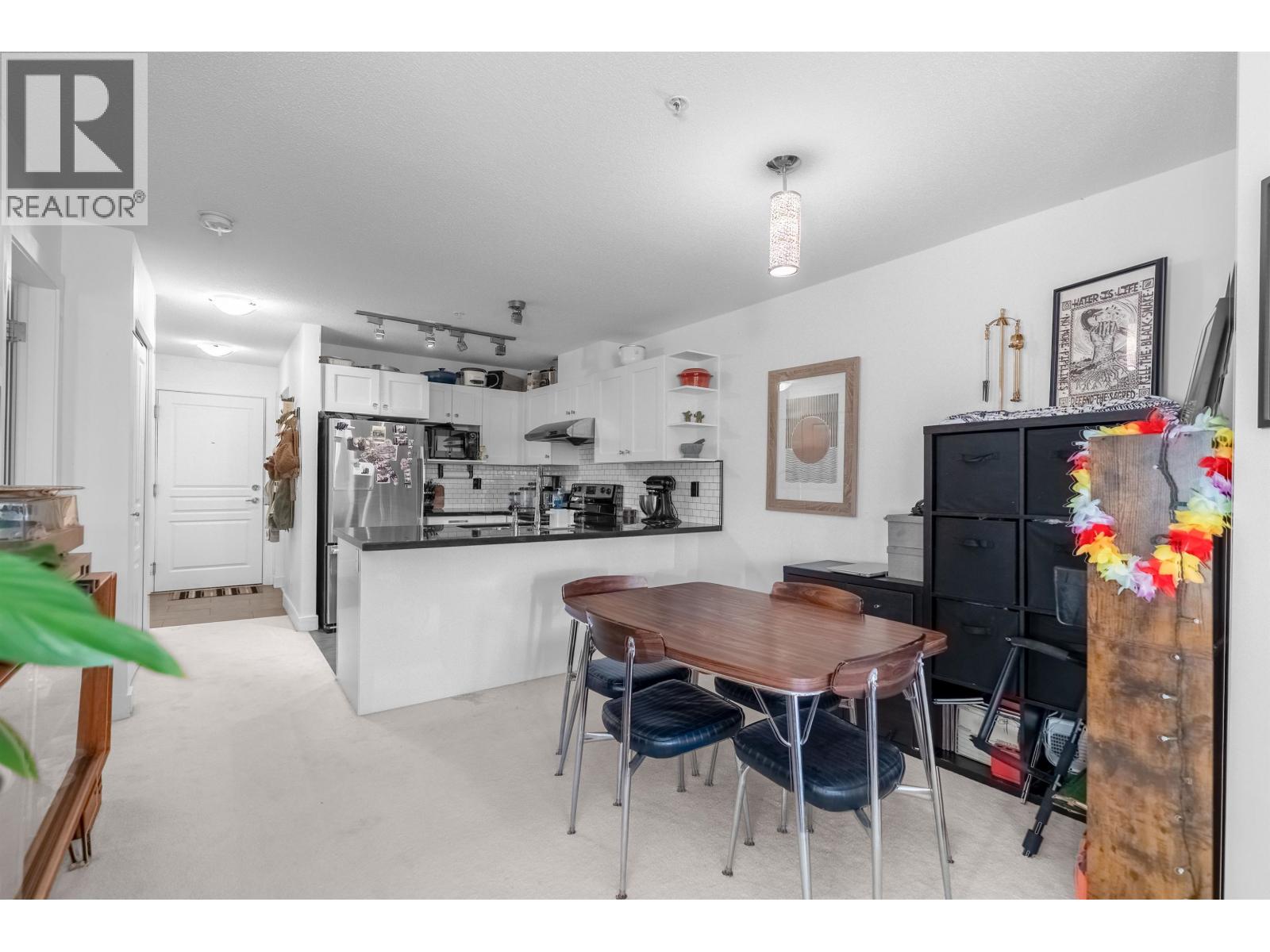305 4550 Fraser Street, Vancouver, British Columbia  V5V 4G8 - Photo 6 - R3059917