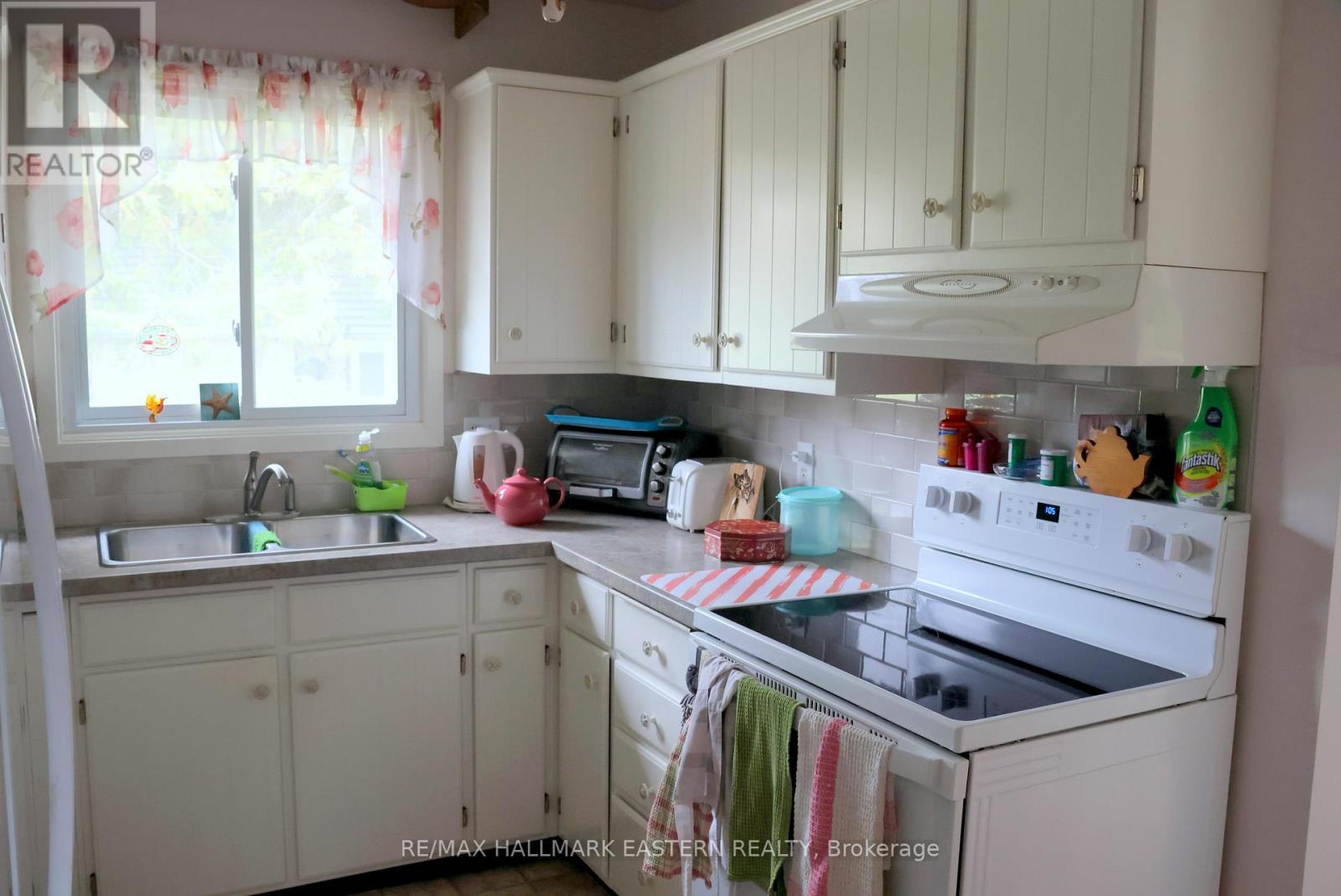 824 Sidney Drive Se, Selwyn, Ontario  K0L 1T0 - Photo 10 - X12472027