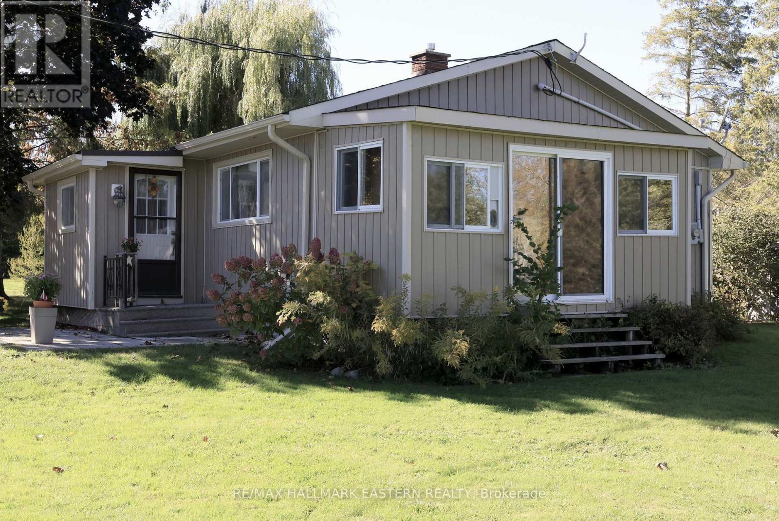 824 Sidney Drive Se, Selwyn, Ontario  K0L 1T0 - Photo 2 - X12472027
