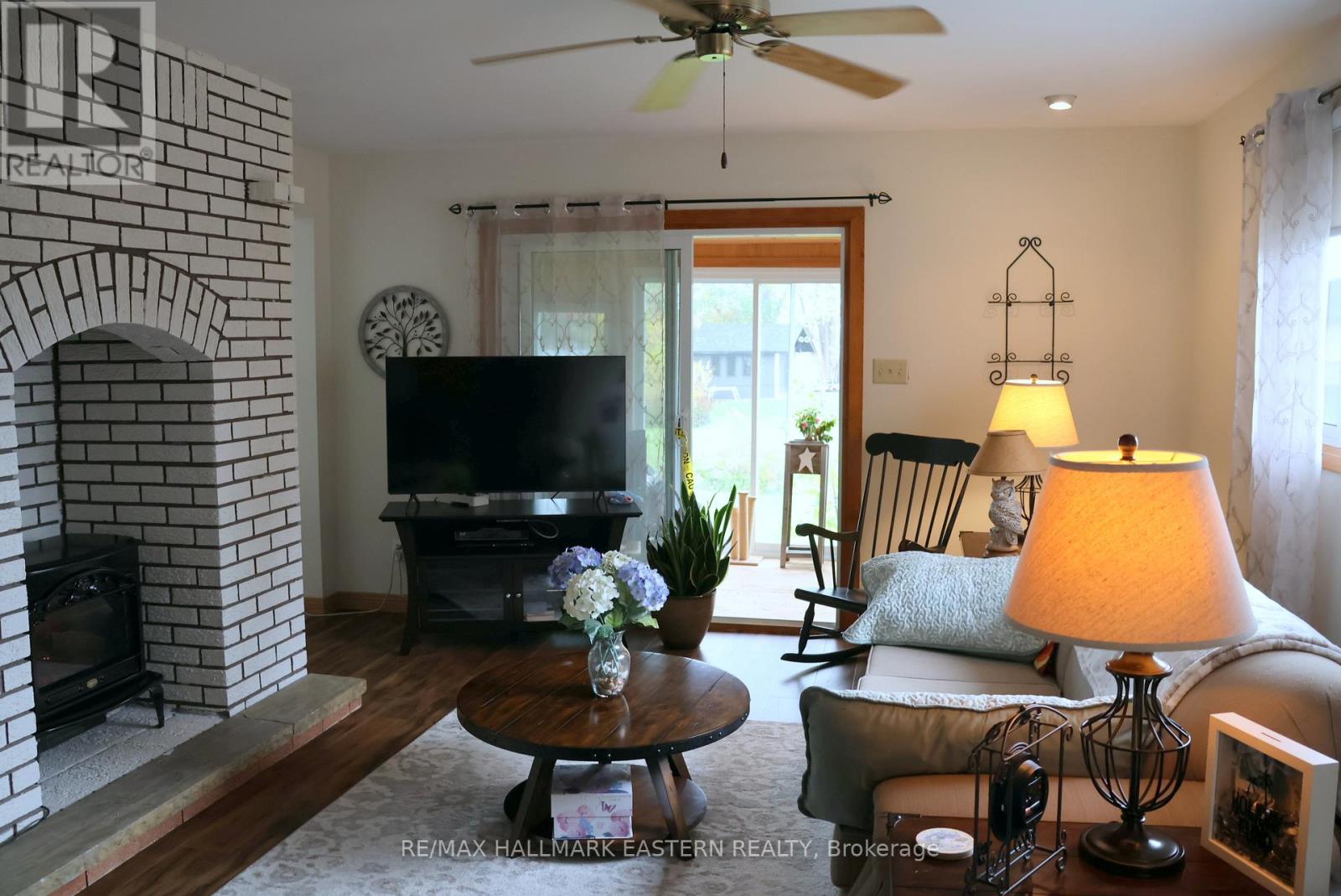 824 Sidney Drive Se, Selwyn, Ontario  K0L 1T0 - Photo 6 - X12472027