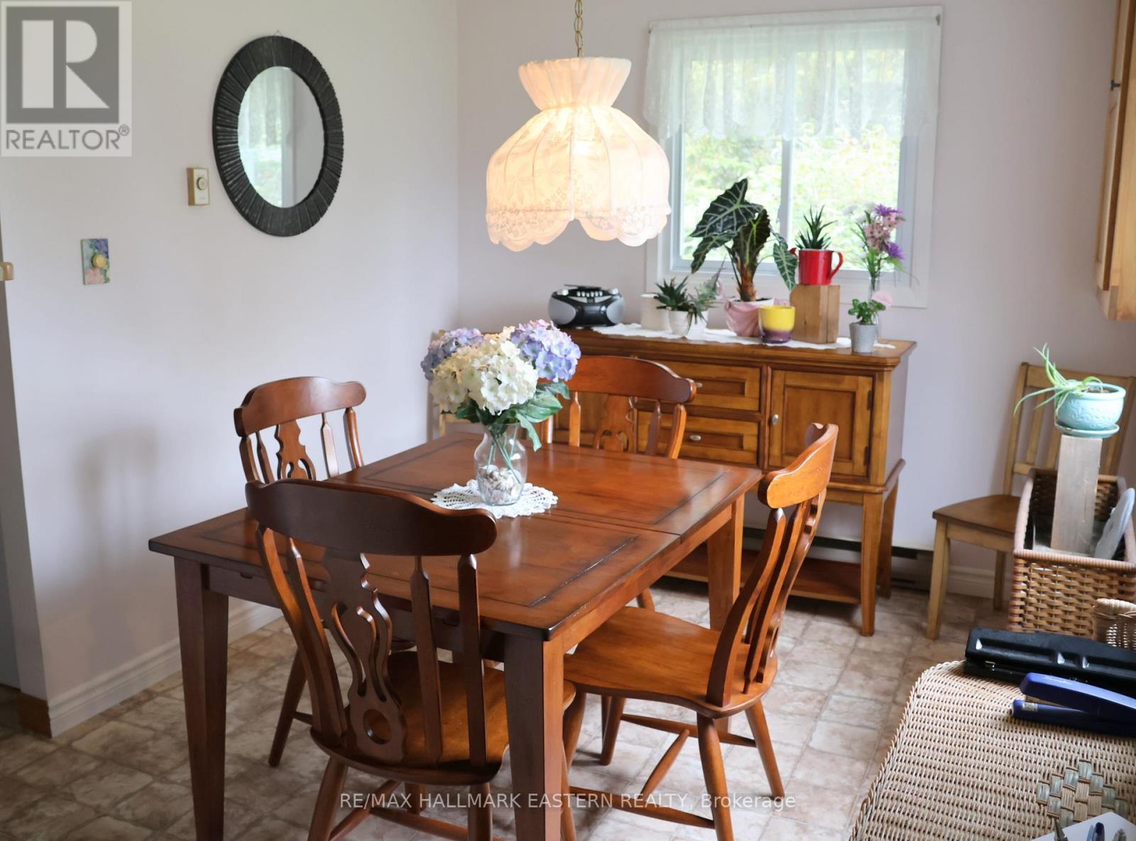 824 Sidney Drive Se, Selwyn, Ontario  K0L 1T0 - Photo 7 - X12472027