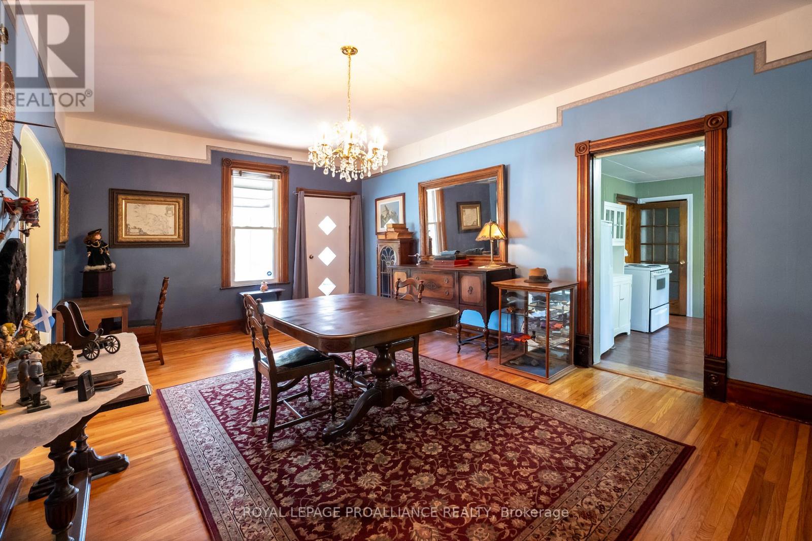 185 Wallace Street, Trent Hills (Campbellford), Ontario  K0L 1L0 - Photo 11 - X12472101