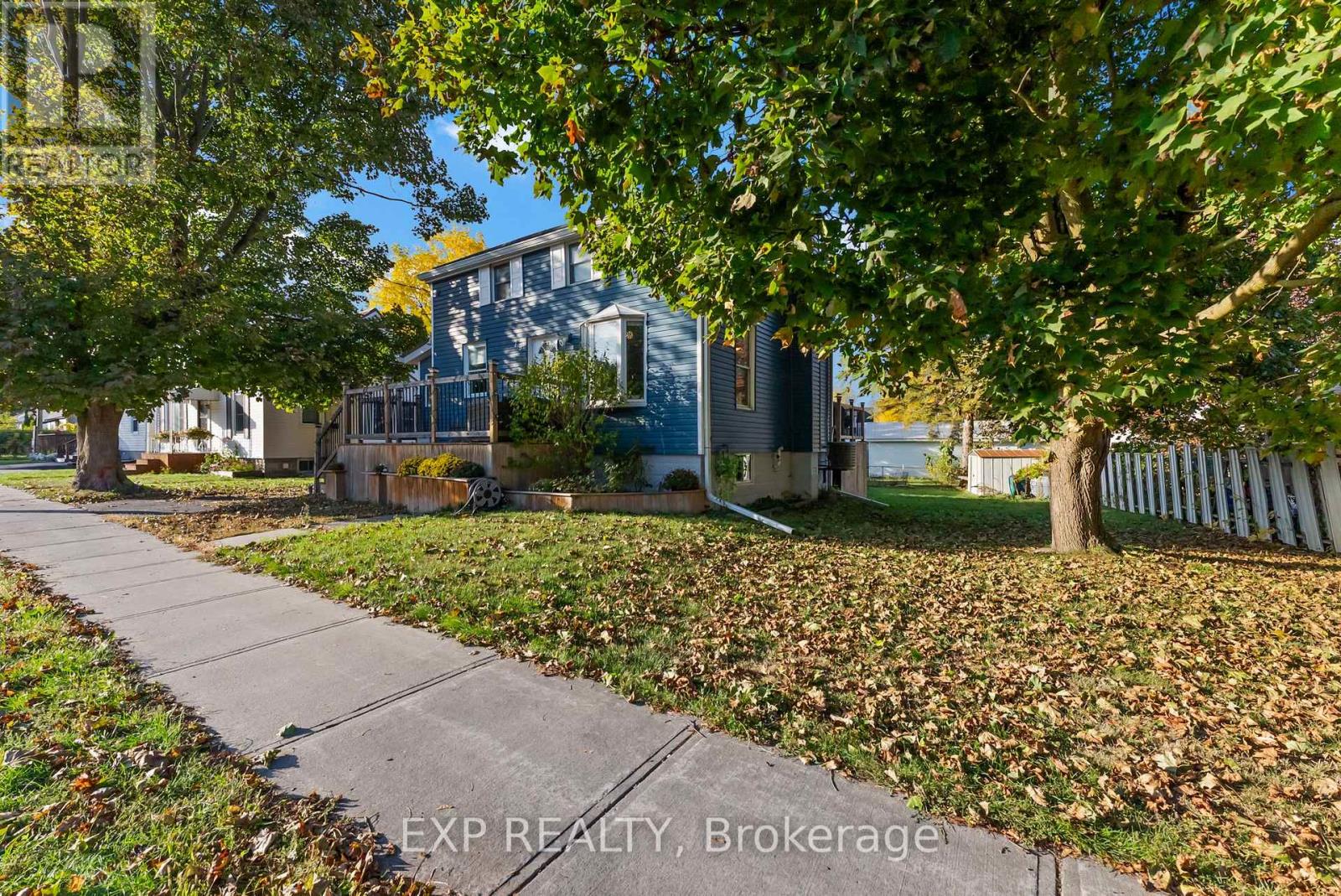 79 Purdy Street, Belleville, Ontario  K8P 1Z2 - Photo 2 - X12472129