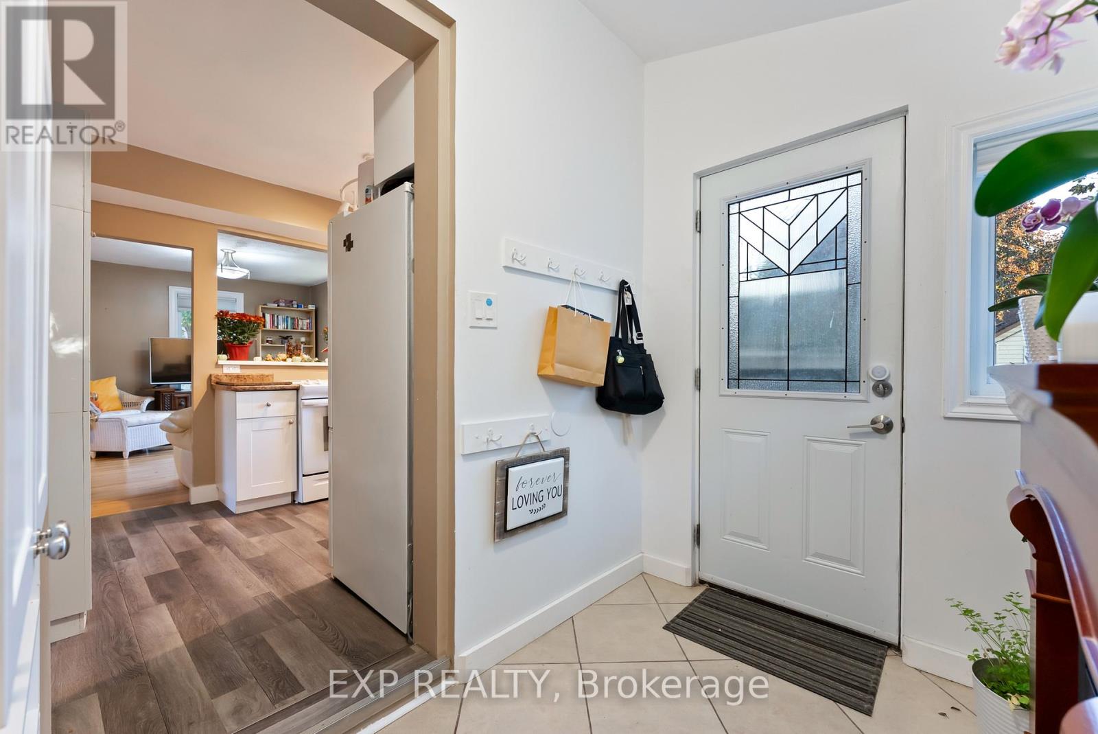 79 Purdy Street, Belleville, Ontario  K8P 1Z2 - Photo 9 - X12472129