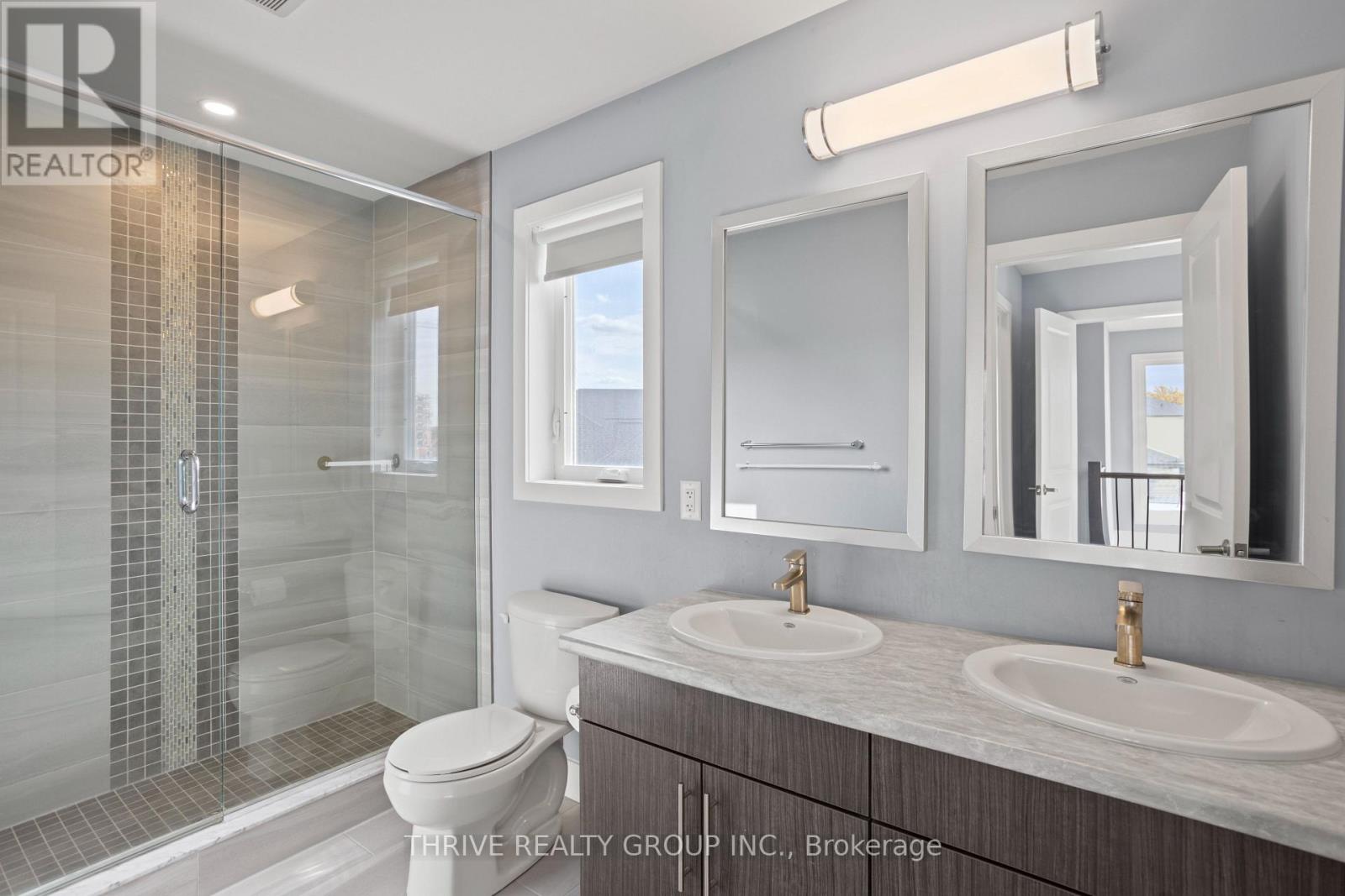 300 Edgevalley Road, London East, Ontario  N5V 0C3 - Photo 22 - X12472053