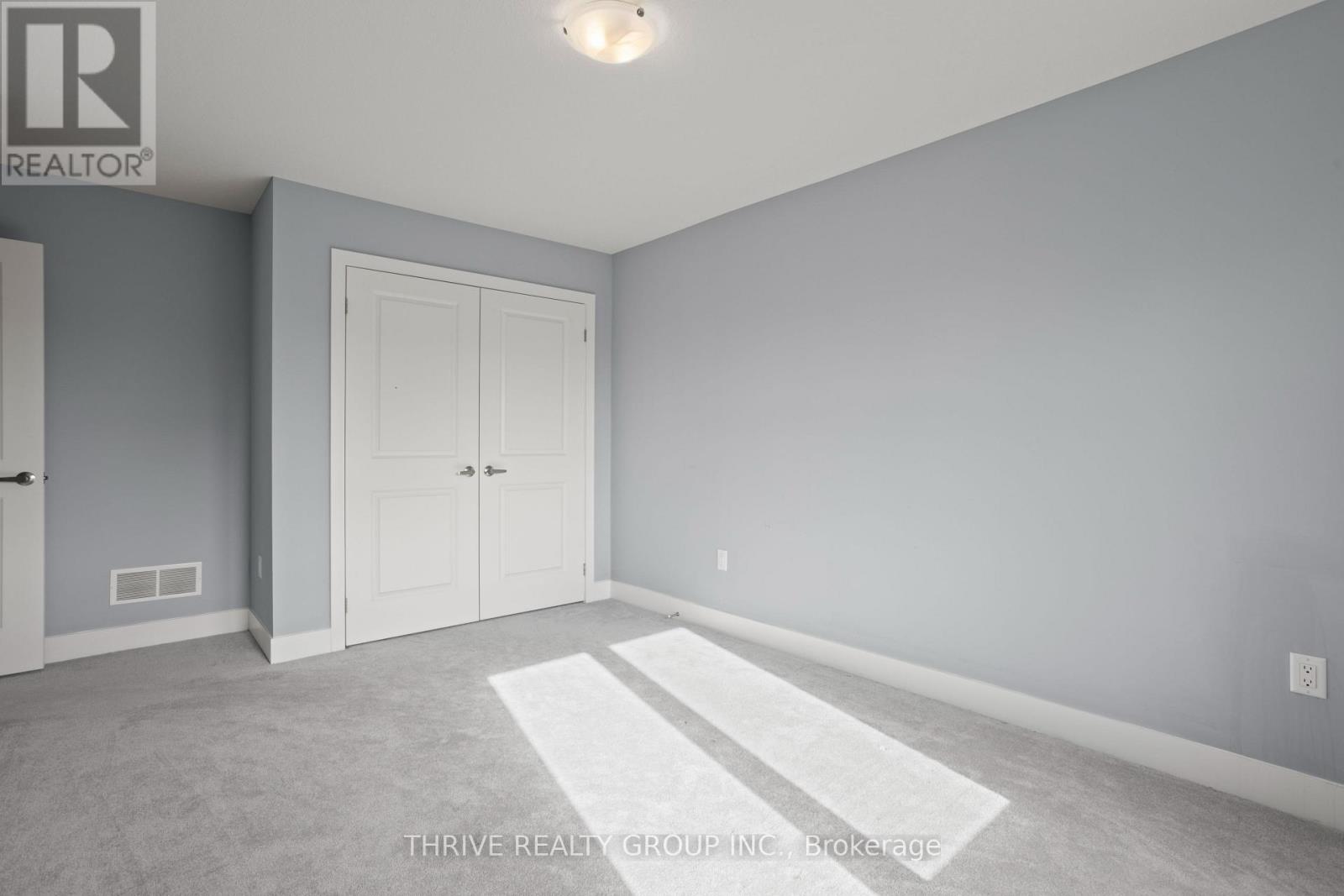 300 Edgevalley Road, London East, Ontario  N5V 0C3 - Photo 25 - X12472053
